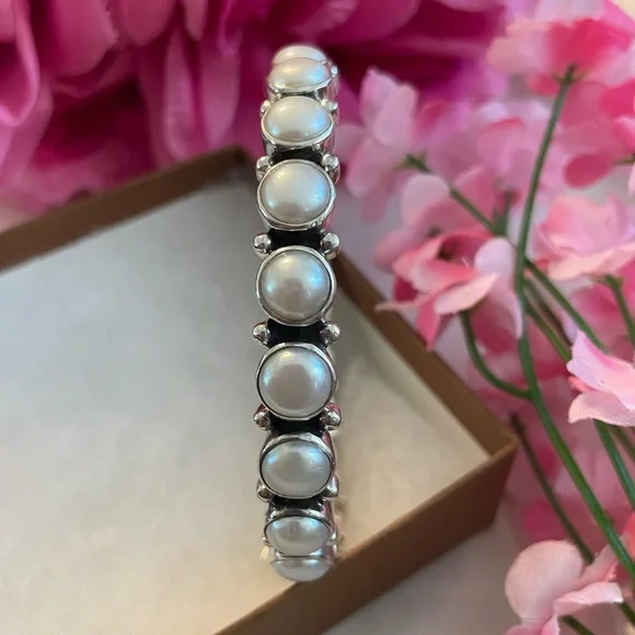 Silpada Pearl SUNKEN TREASURE Bangle Hinged Clasp Bracelet B2909 - Picture 15 of 17